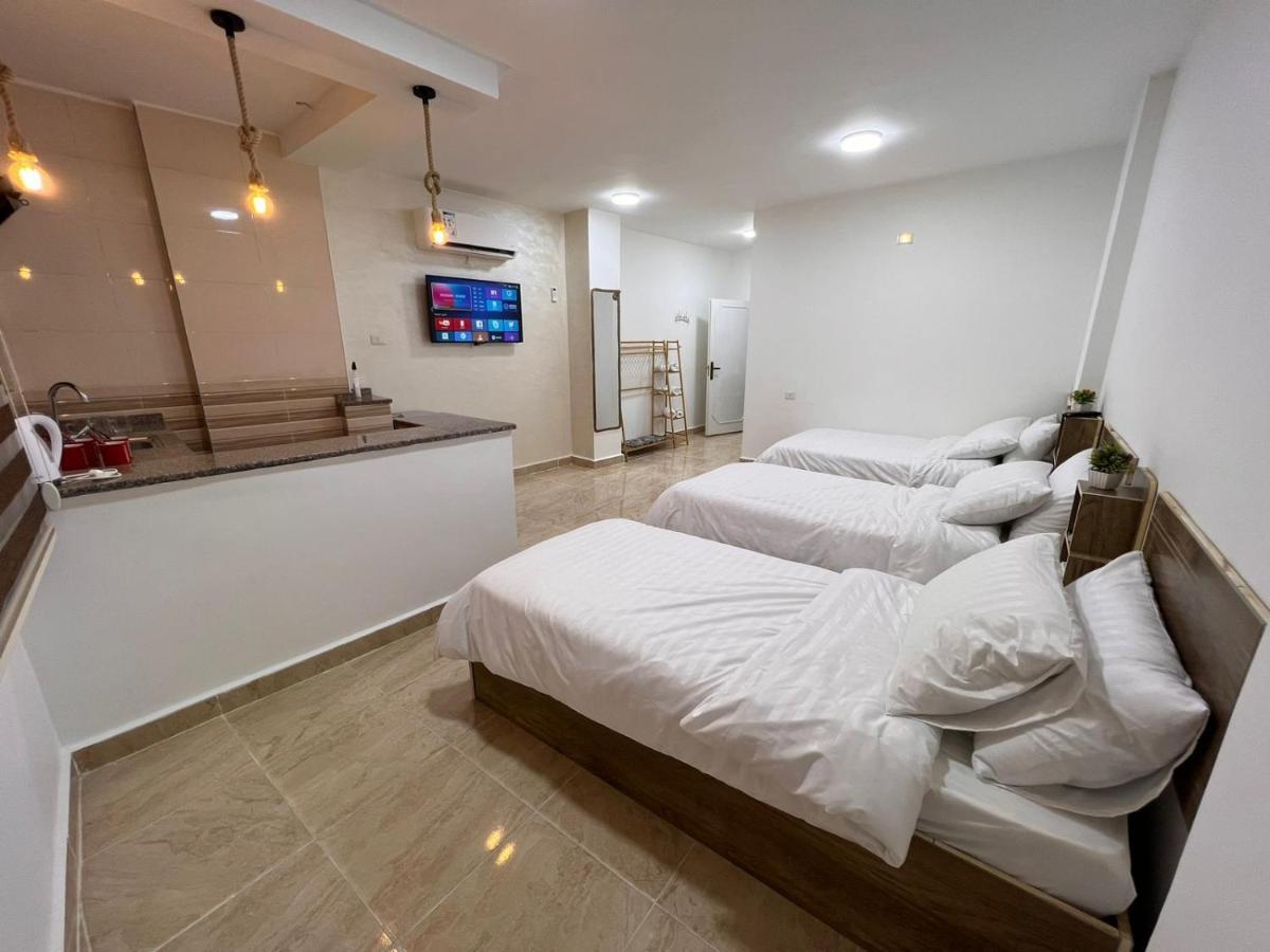 Guest House Керак Екстериор снимка